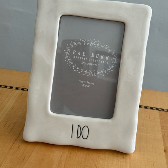 Rae Dunn Cream 'I Do' Photo Frame - Picture 1 of 1